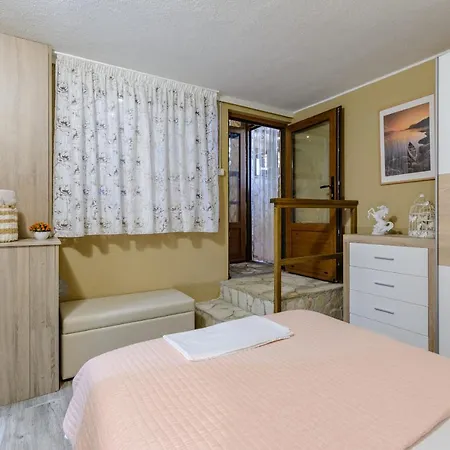 Villa Secluded Paradise Omiš Esterno foto
